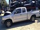 2013 TOYOTA TACOMA SILVER EXTD CAB 2.7L AT 2WD.  Z24864